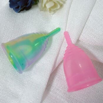 1Pièce Coupe menstruelle colorée en Silicone pour femmes - 40mm x 66.7mm 1 4