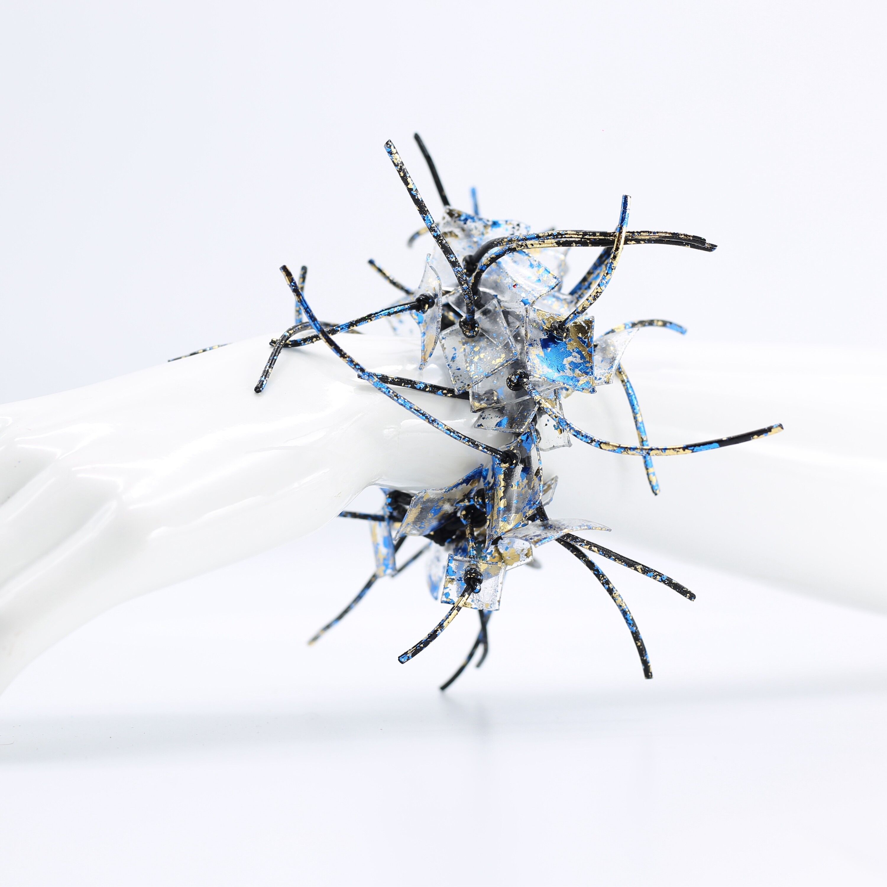 Bracciale Aqua Square - Dorato a mano - Trasparente/blu metallizzato e foglia d'oro