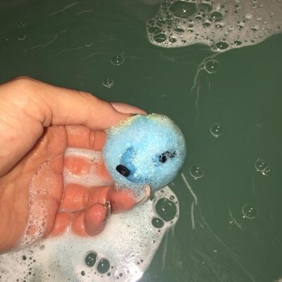 Minions hidden toy surprise bath bomb