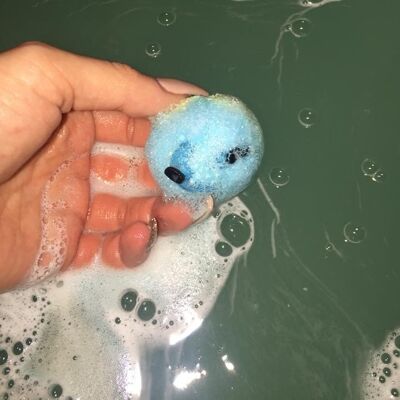 Minions hidden toy surprise bath bomb
