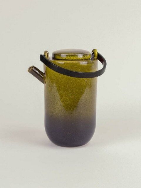 Teiera hoa molto verde, manico in ottone nero