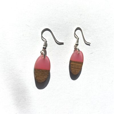 Pink resin and wood oval edge earrings
