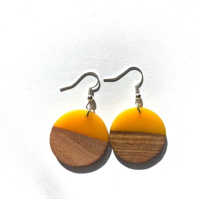 Yellow resin and wood round edge earrings