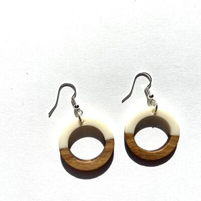 Cream and wood circle edge earrings