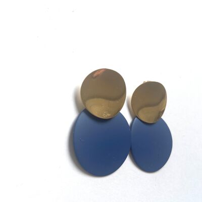Gold and blue curvy round earrings