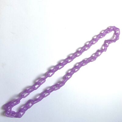 Pale purple acrylic chain necklace