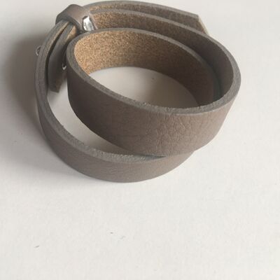 Light brown wide leatherette bracelet