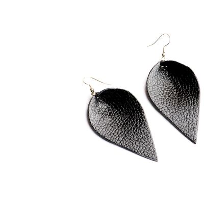 Black petal shaped earrings