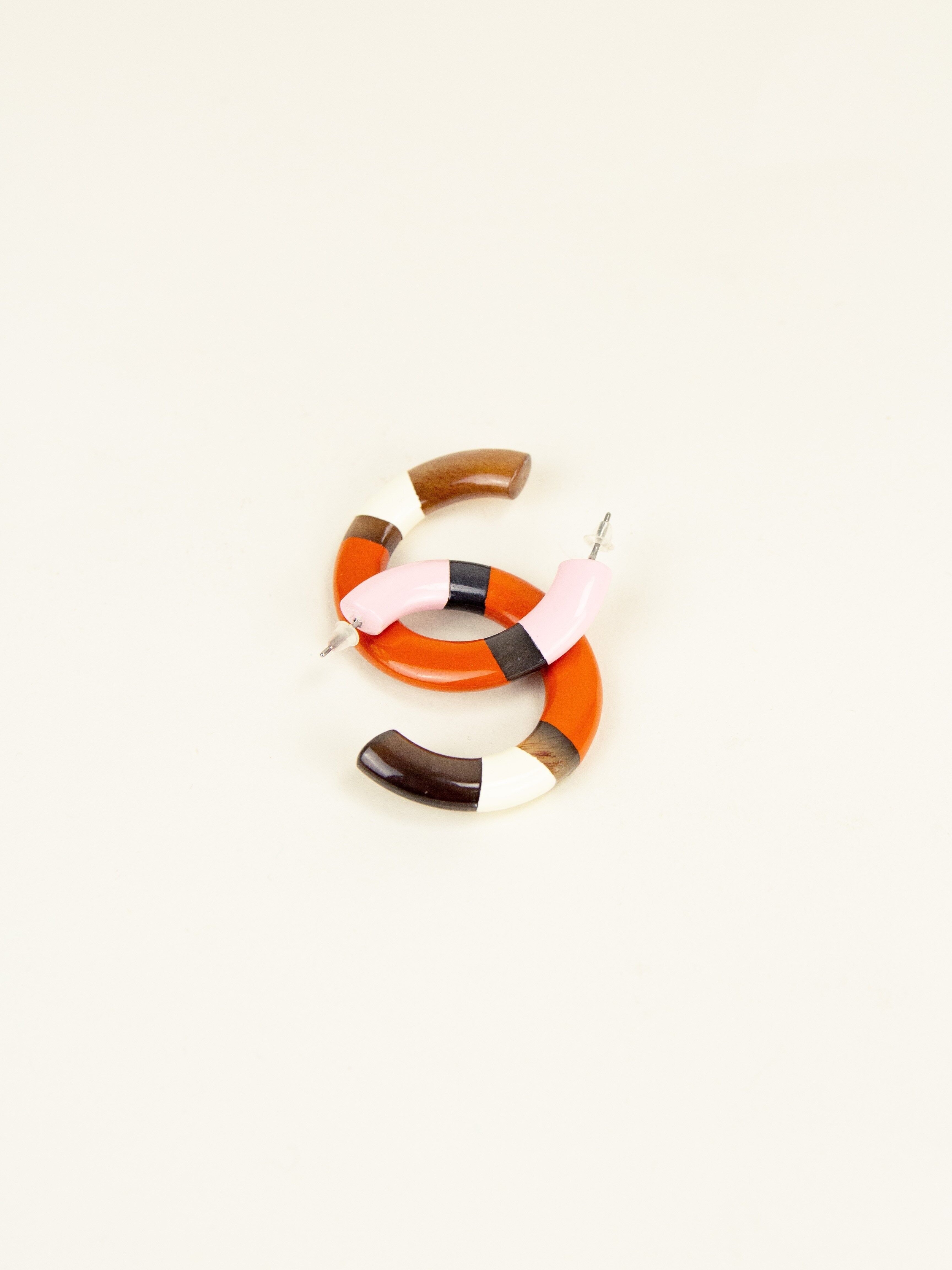 Creole in sabot e lacca tricolore