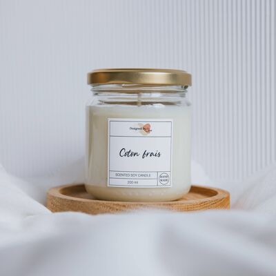 “Fresh cotton” candle