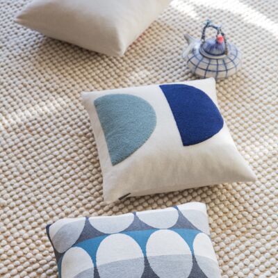 New! Mona pillow -cover blue