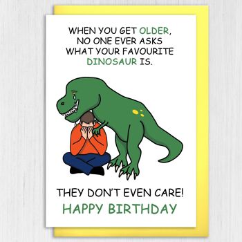 Carte d'anniversaire amusante : personne ne vous demande quel est votre dinosaure préféré 4