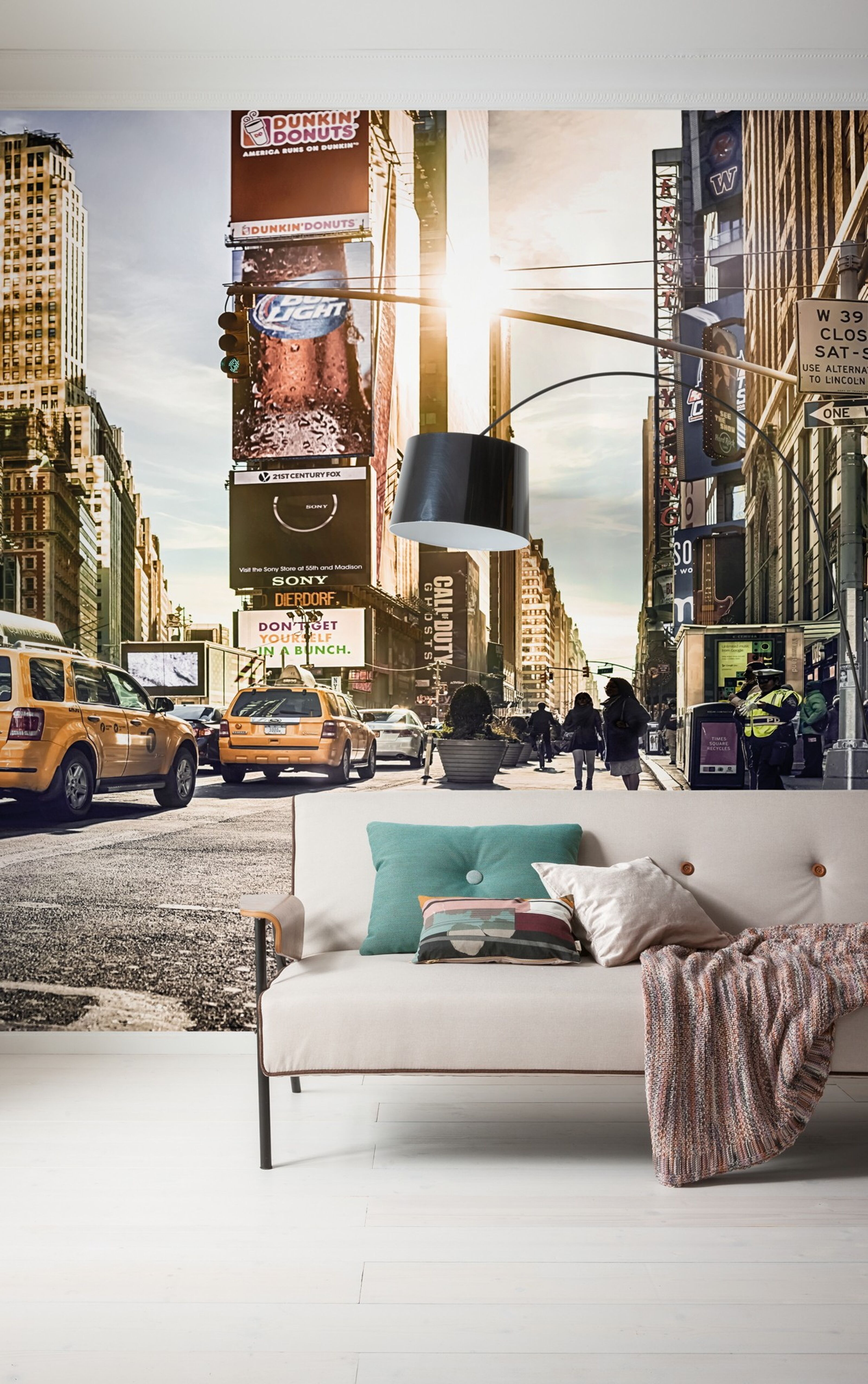 Buy wholesale Non-woven photo wallpaper - Times Square - size 300 x 250 cm