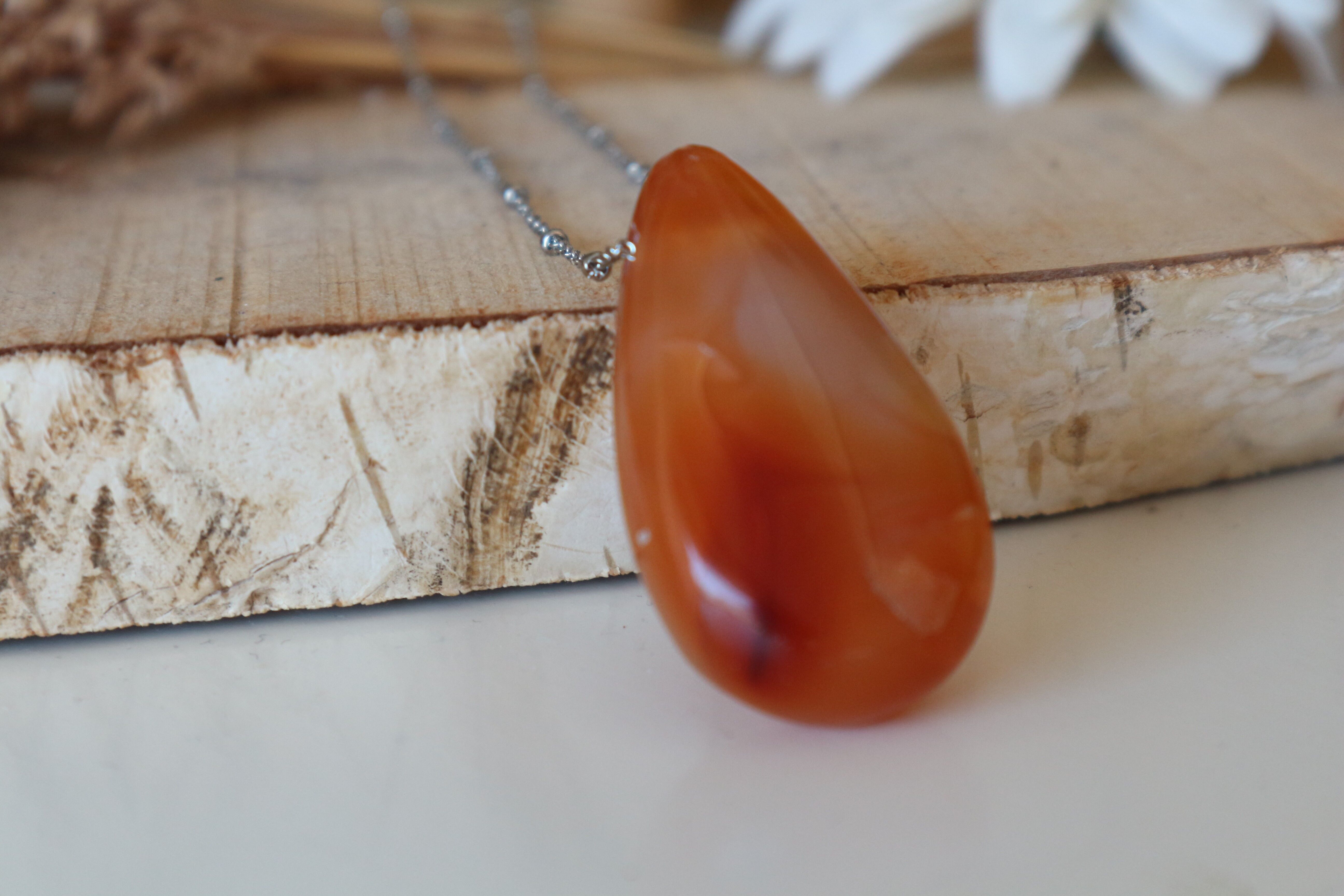 Collier de pierres précieuses - Cornaline