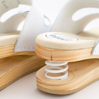 Sandale en bois avec ressort 2101-A Blanc 4