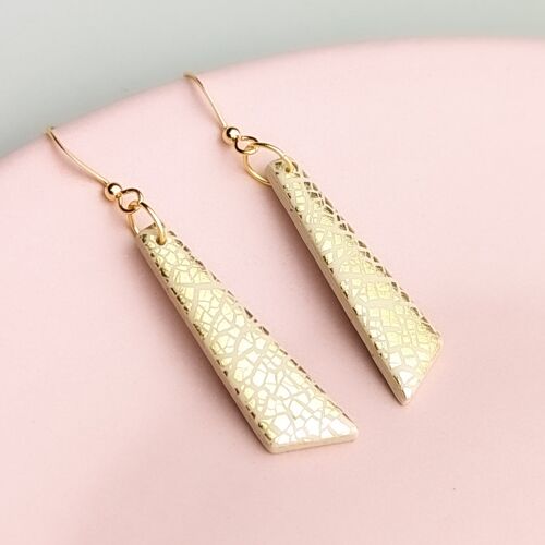 Elegant neutral beige and gold slim drop earrings