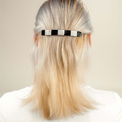 Medium checkered barrette