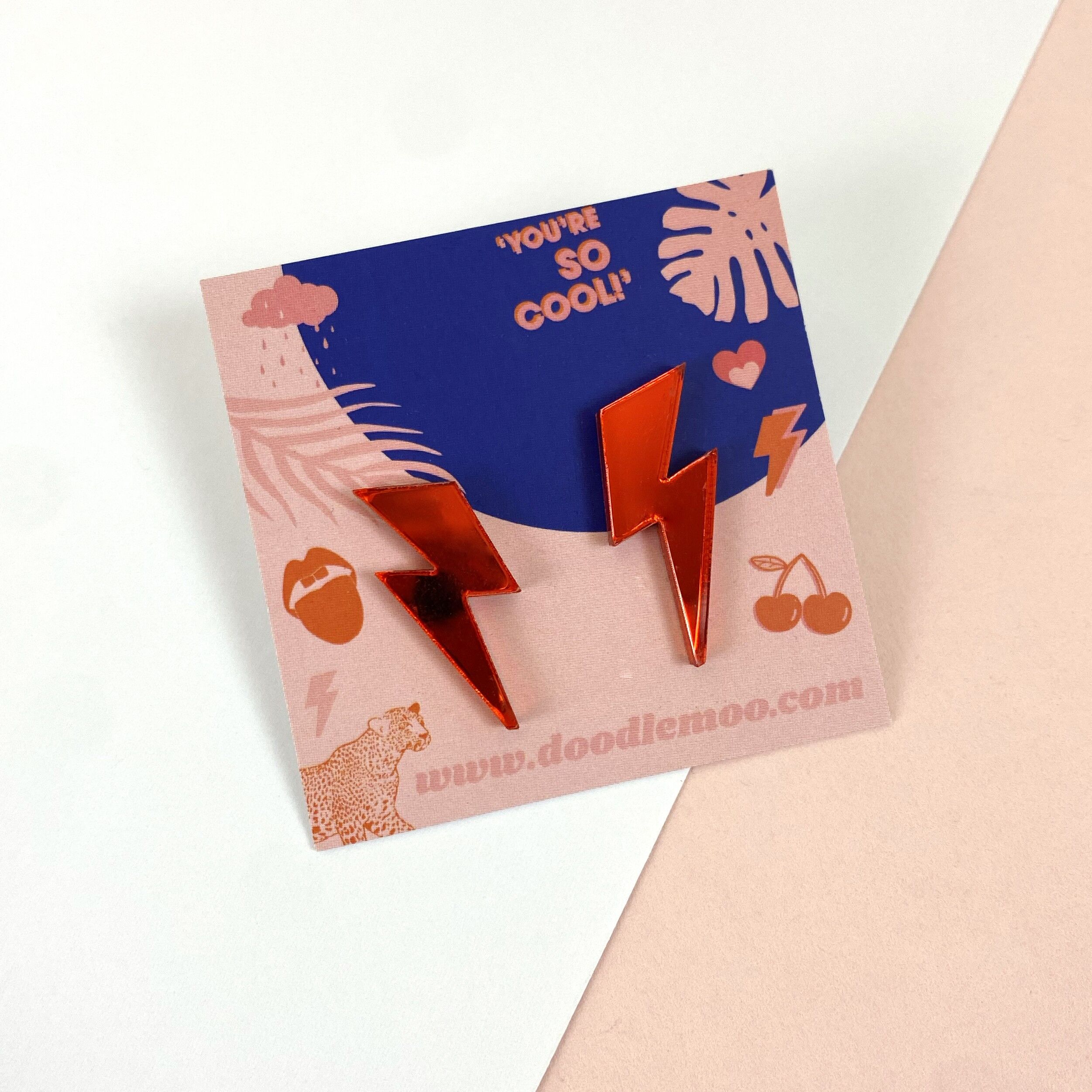 Borchie a fulmine - specchio rosso