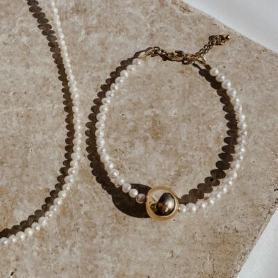 Freshwater pearl bracelet