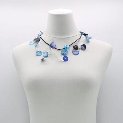 Hängende Blumenkorb-Halskette - handbemalt - kurz - blau