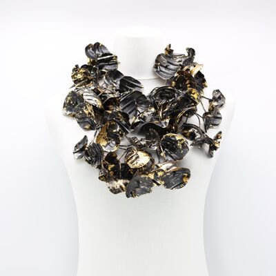 Collier Bouteilles en Plastique Recyclé Grande Feuille de Nénuphar - Doré à la Main - Noir avec Or - 1