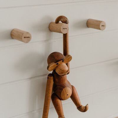 Wall hook family in a set of 3 (PU = 6 sets)