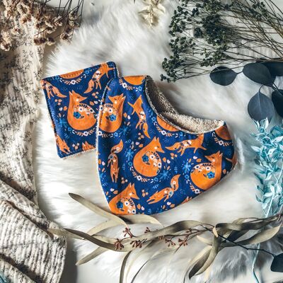 Birth box Fox bib and washable wipes