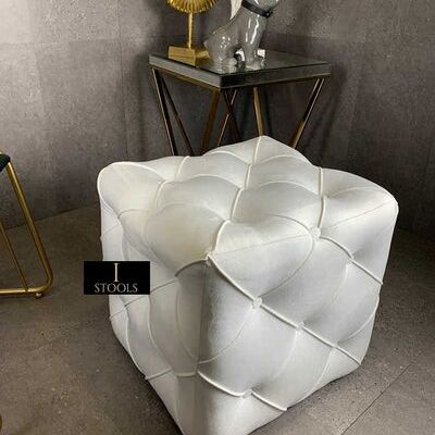 Creamy White square cube deep buttoned coffee table - Creamy white Without cushions