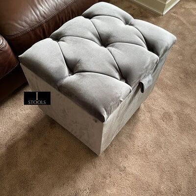 Grey Small Storage Box - Grey Standard legs Without cushions