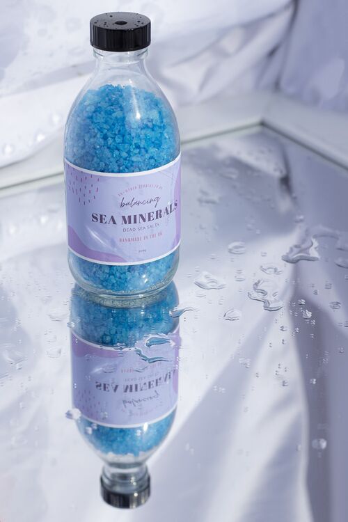 Balancing Sea Minerals Dead Sea Salt bath soak.