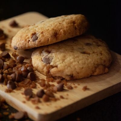 Milk chocolate chip cookies - ORGANIC salted butter caramel pieces