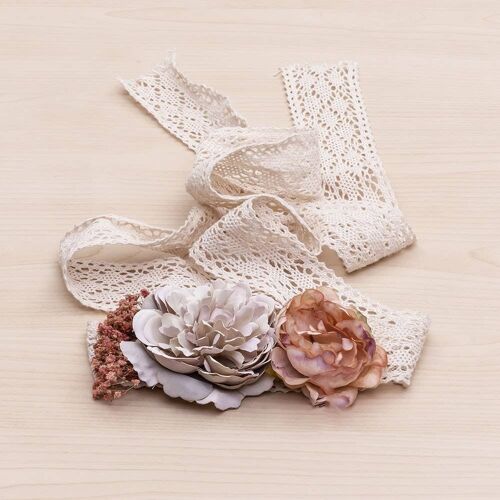 Flower Belt with Big Flowers and Gypsophila