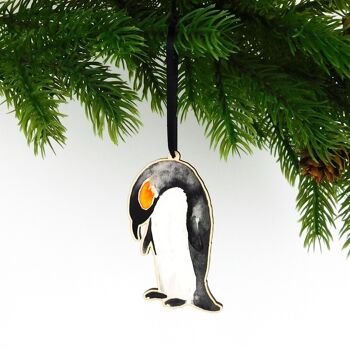 Décoration à suspendre en bois pingouin empereur Waddle 2