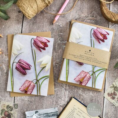 Blumen-Scheckenfalter-Kartenpackung mit 8 Stück