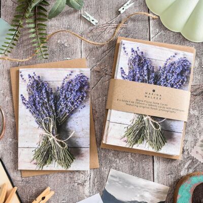 Paquete de 8 tarjetas de lavanda floral