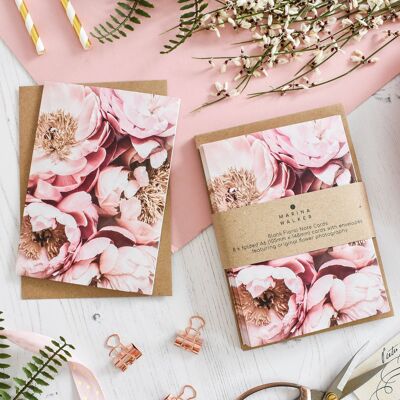 Confezione da 8 carte con peonie rosa cipria floreale
