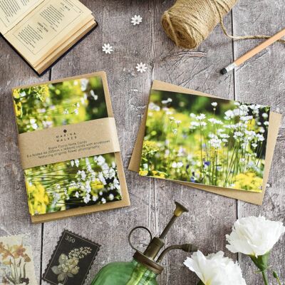 Paquete de 8 tarjetas de escena floral