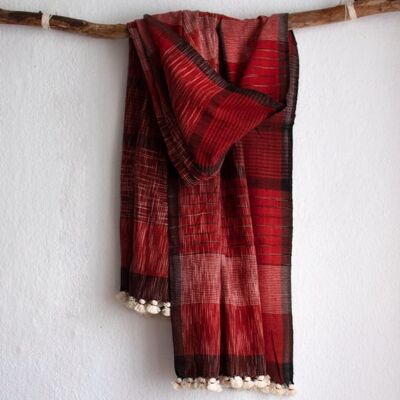 Bufanda larga de verano tejida a mano en algodón orgánico con pompones - rayas rojas