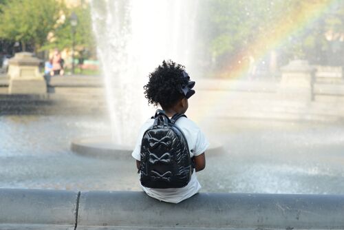 Mini Bows - Black - 7AM Enfant: Mochila con Lazos Acolchados, Bolsillos Exteriores, Cubierta Repelente al Agua y Versatilidad - Black