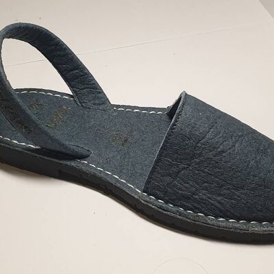 Sandales minorquines piñatex bleu indigo unisexe, semelle tr noire