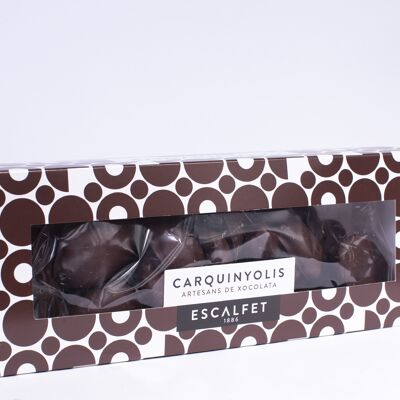 Carquinyolis ricoperto di scatola di cioccolato fondente