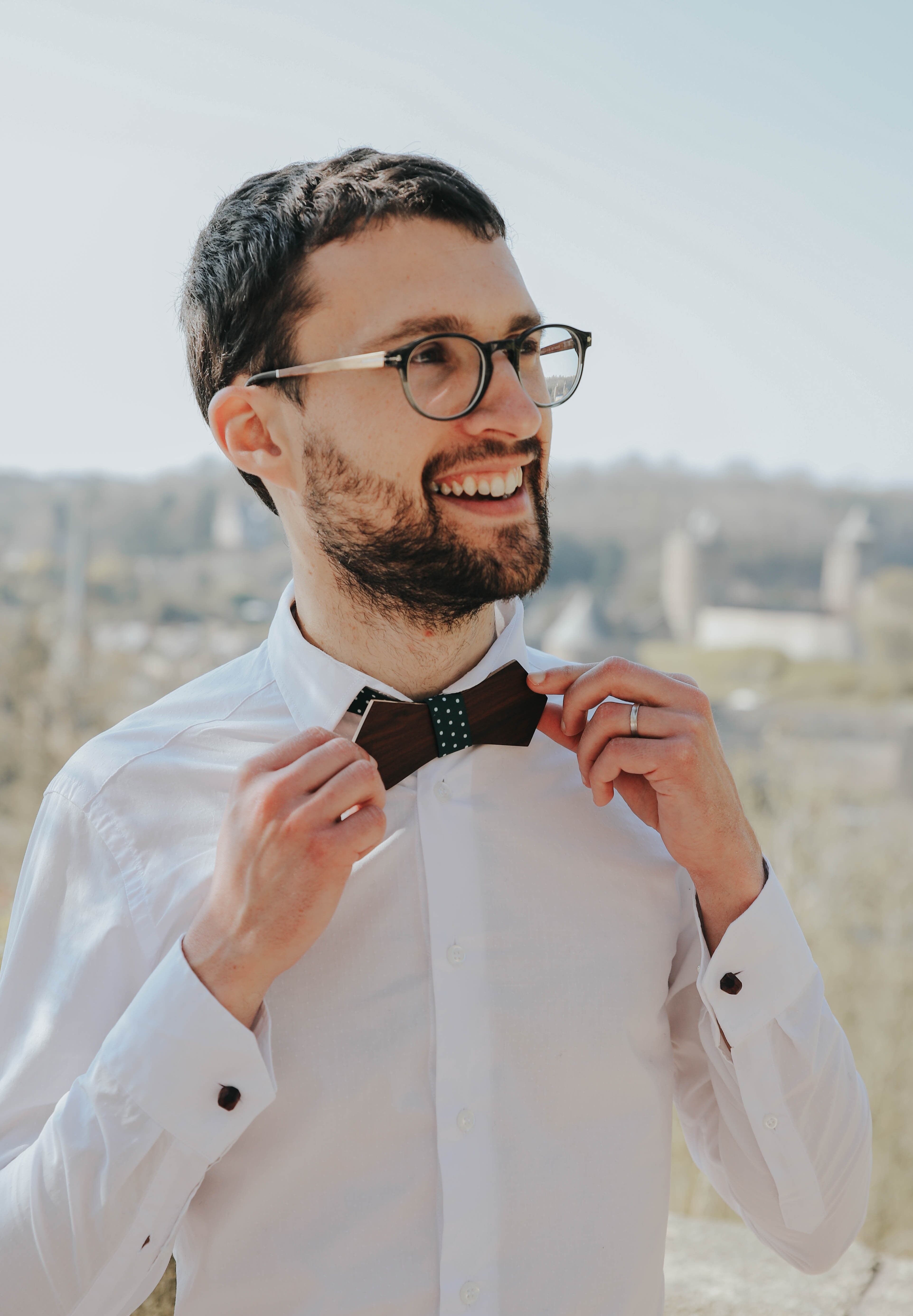 Papillon reversibile in legno - verde a pois