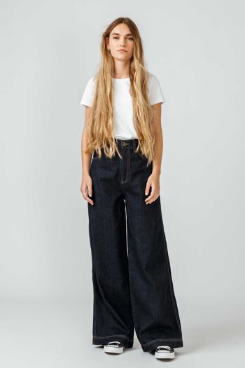 Skater women trousers-rinse denim 1