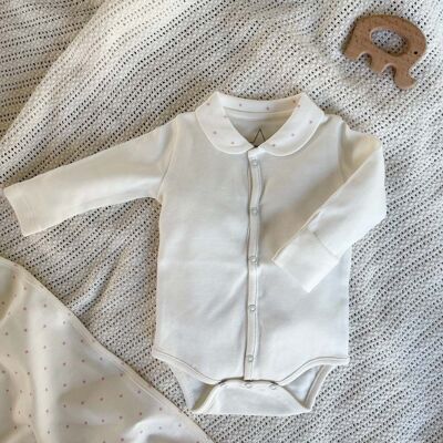 Long-sleeved organic baby bodysuit with pink collar
