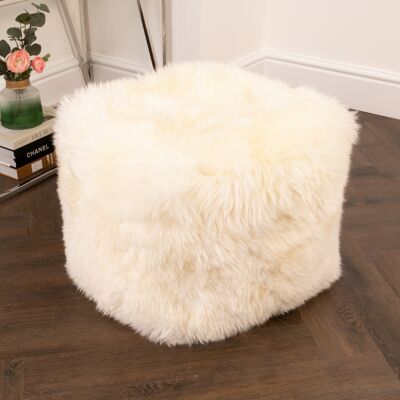 Pouf en peau de mouton ivoire