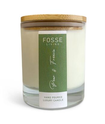 Bougie poire et freesia très parfumée et longue durée dans un bocal en verre : cire naturelle de noix de coco et de soja 1