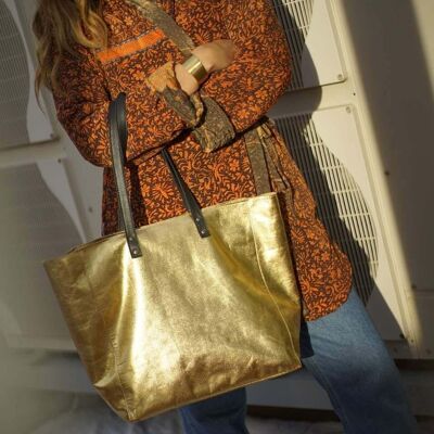 Goldene Ledertasche Barcelona