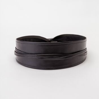 Ceinture bohème en cuir noir à pompons 2