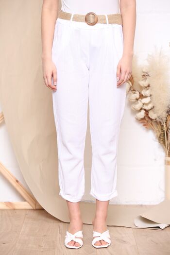 Pantalon en lin blanc avec ceinture 4