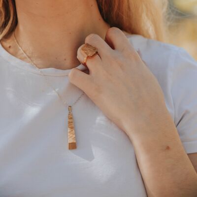 Collier en bois de platane